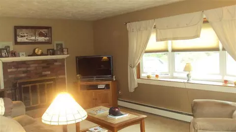 14 Leamington Ln, Mashpee, MA 02649 photo 9