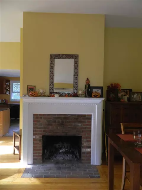 40 Knowlton Ln, Marstons Mills, MA 02648 photo 3
