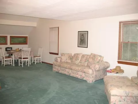 29 Jones Rd, Mashpee, MA 02649 photo 4