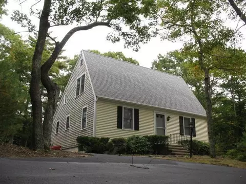 29 Jones Rd, Mashpee, MA 02649 photo 1