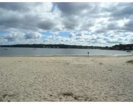 72 Cleveland Way, Buzzards Bay, MA 02532 photo 26