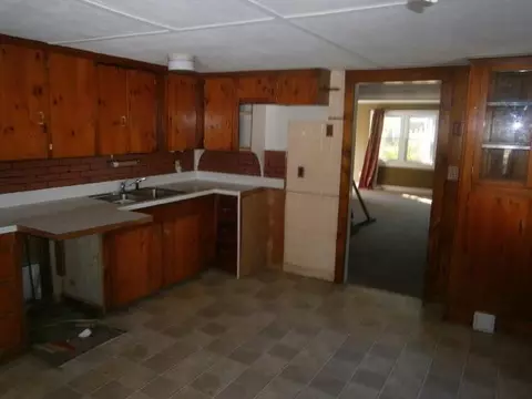 22 Brookshire Rd, Hyannis, MA 02601 photo 3