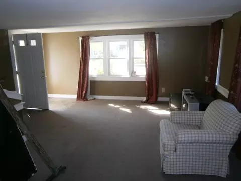 22 Brookshire Rd, Hyannis, MA 02601 photo 5