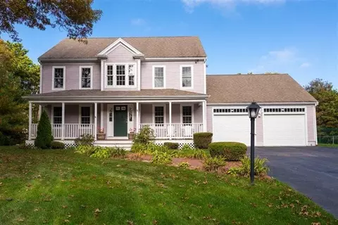 6 Eisenhower Dr, Cotuit, MA 02635 photo 1