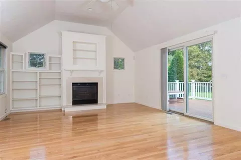 6 Eisenhower Dr, Cotuit, MA 02635 photo 11