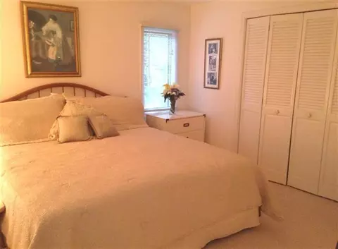 58 Surf Dr, Mashpee, MA 02649 photo 9
