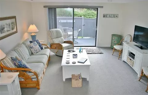 500 Ocean St #11, Hyannis, MA 02601 photo 3