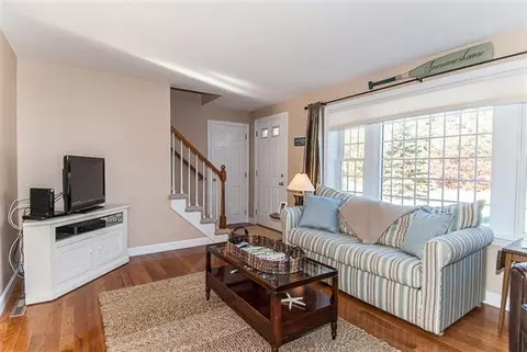 71 Fairhaven Ln, Marstons Mills, MA 02648 photo 9