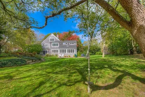 20 Bow Ln, Barnstable, MA 02630 photo 8