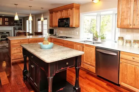 110 Prince Ave, Marstons Mills, MA 02648 photo 1