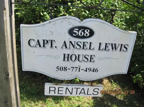 568 S Main St, Centerville, MA 02632 photo 18