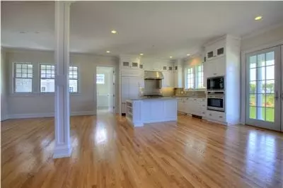 116 Shore Dr W, Mashpee, MA 02649 photo 9