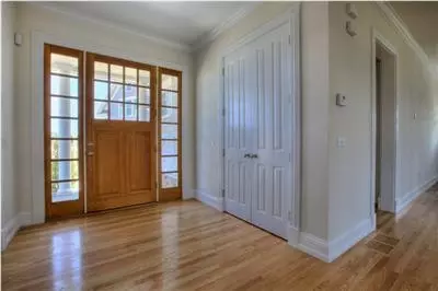 116 Shore Dr W, Mashpee, MA 02649 photo 6