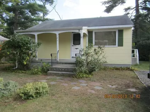4 Thirteenth Ave, Wareham, MA 02571 photo 1
