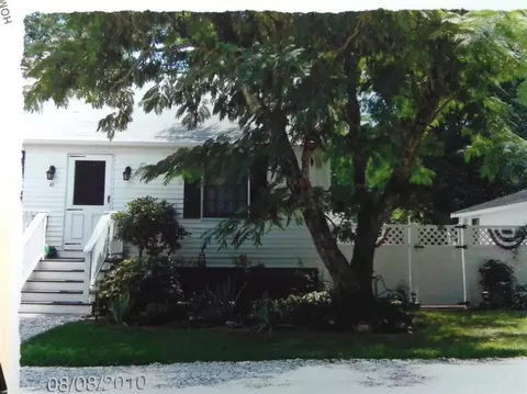 47 Leonard St, West Wareham, MA 02576 photo 5