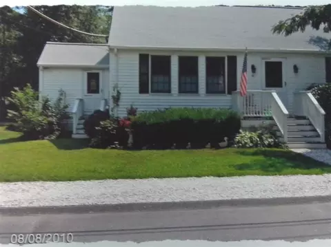 47 Leonard St, West Wareham, MA 02576 photo 6