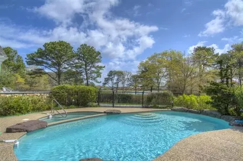 101 Carriage Rd, Osterville, MA 02655 photo 4