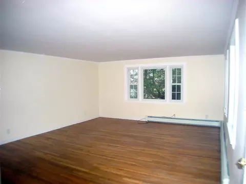 6 Bacon Rd, Hyannis, MA 02601 photo 5