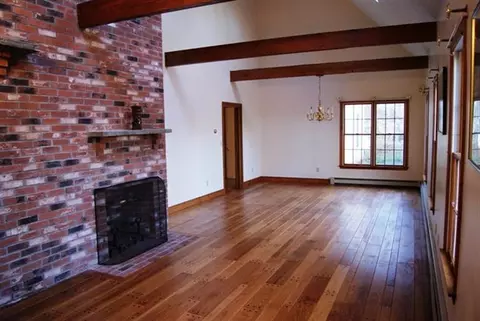 44 Eaton Ct, Cotuit, MA 02635 photo 2