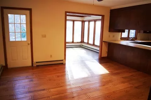 44 Eaton Ct, Cotuit, MA 02635 photo 7