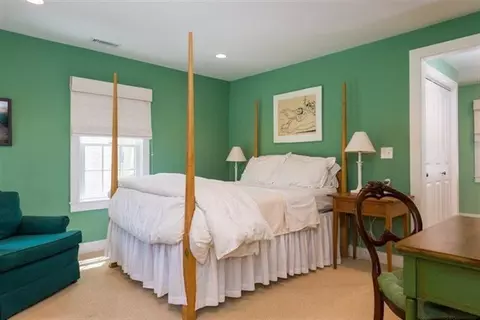 129 School St, Cotuit, MA 02635 photo 9