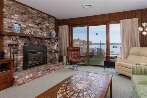 81 Willow Run Dr, Centerville, MA 02632 photo 9