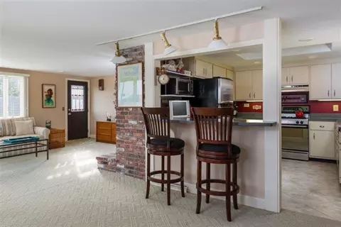 81 Willow Run Dr, Centerville, MA 02632 photo 7