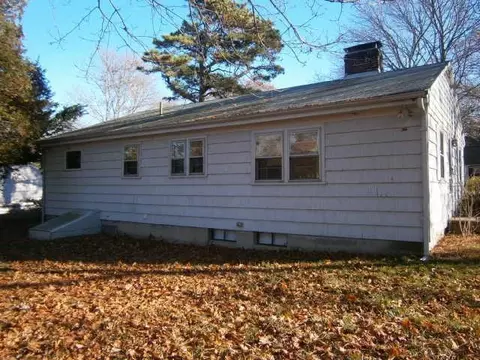 26 Bristol Ave, Hyannis, MA 02601 photo 9