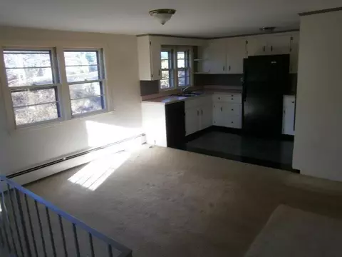 26 Bristol Ave, Hyannis, MA 02601 photo 3