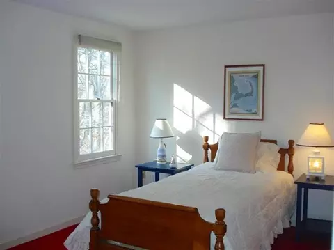 11 Skipjack Ln, Hyannis, MA 02601 photo 4