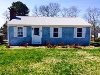 17 Seaview Ave, Mashpee, MA 02649 photo 1