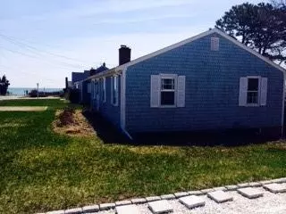17 Seaview Ave, Mashpee, MA 02649 photo 2