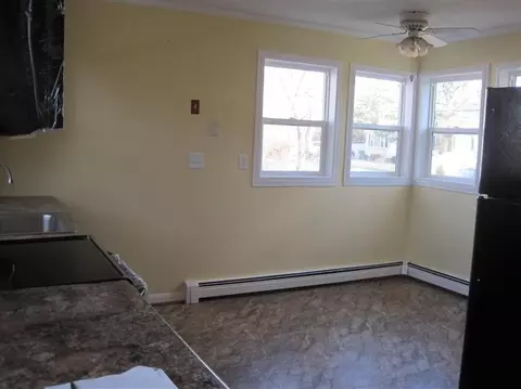 39 Pine Grove Ave, Hyannis, MA 02601 photo 9