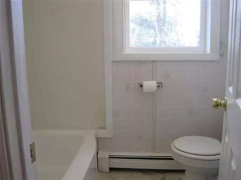 39 Pine Grove Ave, Hyannis, MA 02601 photo 5