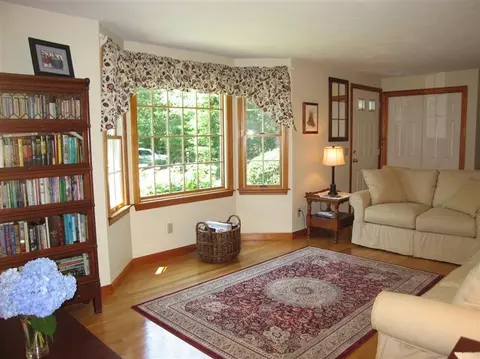 68 Liberty Ln, Marstons Mills, MA 02648 photo 11