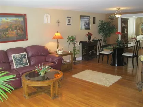 47 Suffolk Ave, Hyannis, MA 02601 photo 3