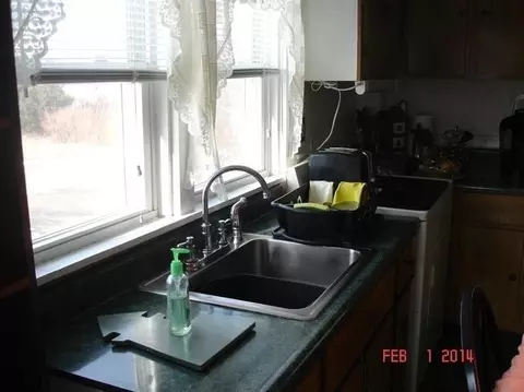 3 Avenue A, Wareham, MA 02571 photo 4