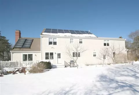 135 Devon Ln, Marstons Mills, MA 02648 photo 2