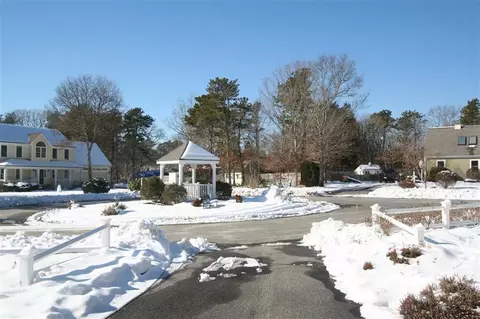 135 Devon Ln, Marstons Mills, MA 02648 photo 4