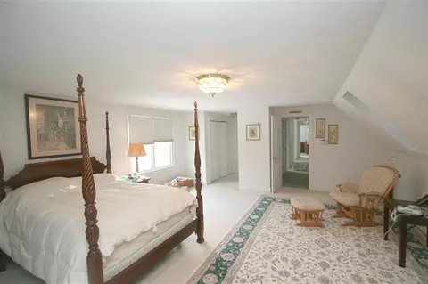 135 Devon Ln, Marstons Mills, MA 02648 photo 13