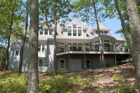 7 Harbor Ridge Dr, Mashpee, MA 02649 photo 2