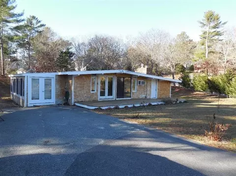 3 Cutlass Ln, Mashpee, MA 02649 photo 1