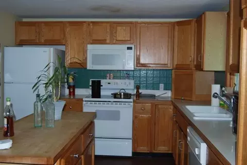 40 Maggie Ln, West Barnstable, MA 02668 photo 2