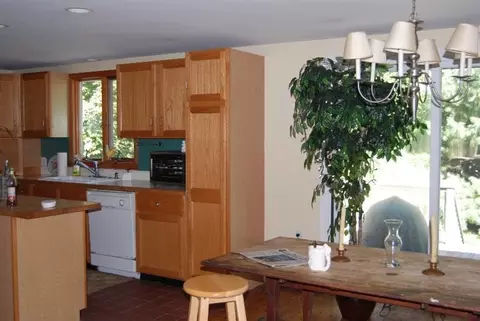 40 Maggie Ln, West Barnstable, MA 02668 photo 4