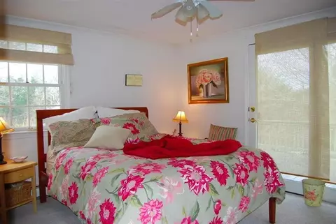 40 Maggie Ln, West Barnstable, MA 02668 photo 10