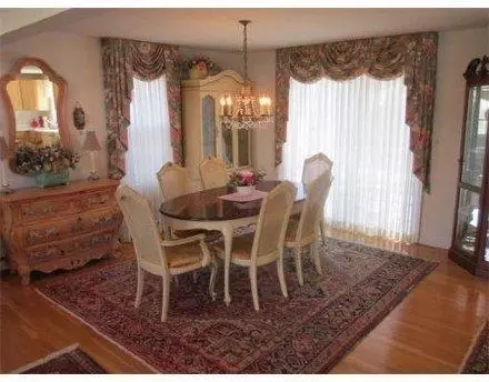 19 Sewall Dr, Mashpee, MA 02649 photo 4