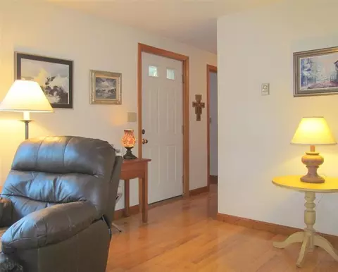 5 Rolling Oaks Dr, Pocasset, MA 02559 photo 9