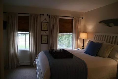136 Sea St, Hyannis, MA 02601 photo 5