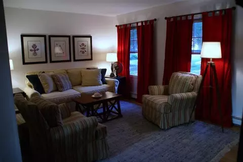136 Sea St, Hyannis, MA 02601 photo 2