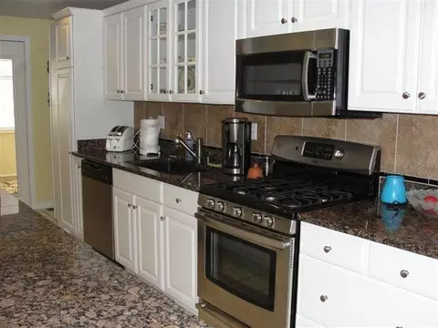 5 Seafarer Ln, Hyannis, MA 02601 photo 9